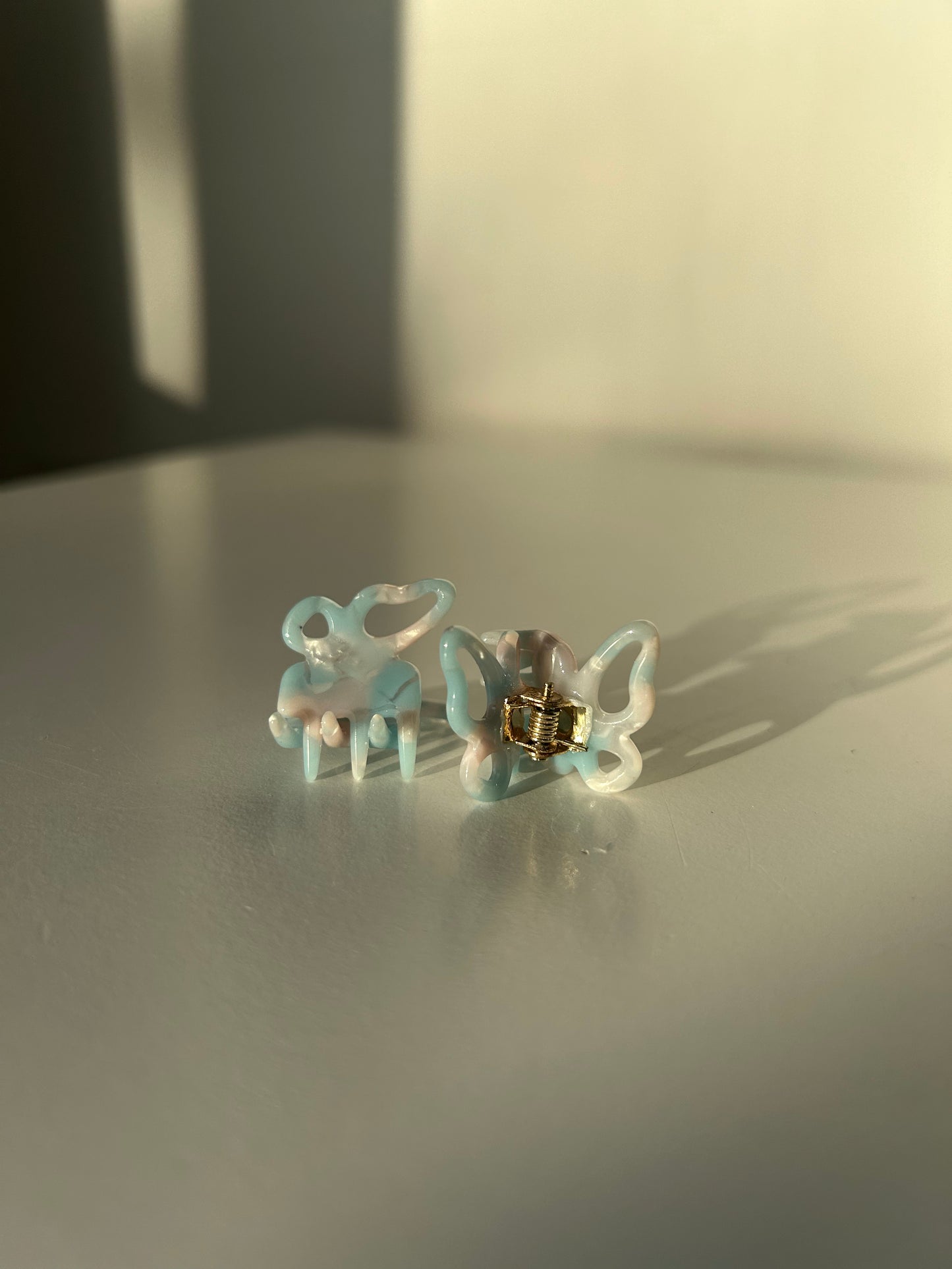 Butterfly clip minis